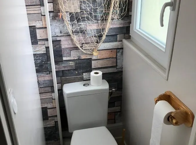 Le Dauphin - 3 - 8 Personnes - Proximite