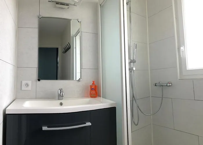 Apartment Le Dauphin - 3 - 8 Personnes - Proximite Bréhal